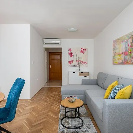 Apartman Sweet & Cozy