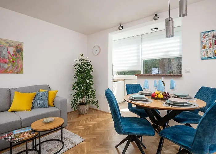 Sweet & Cozy Apartment
